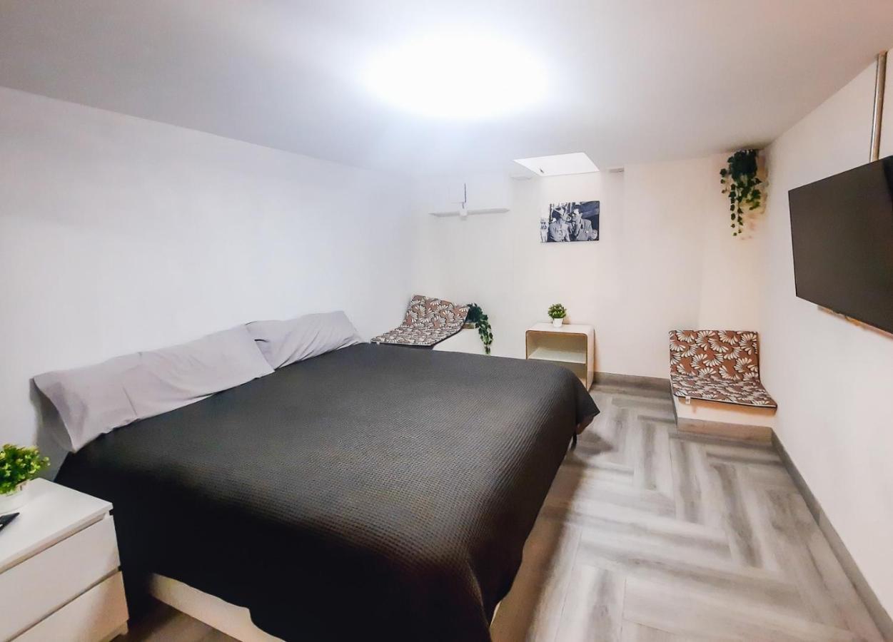 Tofi Apartment Madrid Exterior photo